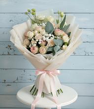 Букет цветов из:  Розы и Лизиантусы #REPLACE_PRED# Хлюпино