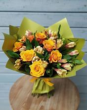 Букет цветов из:  Альстромерии и Розы в Хлюпино