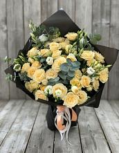 Букет цветов из:  Розы и Лизиантусы в Хлюпино