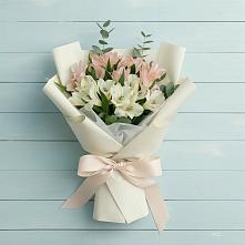 Букет цветов из:  Альстромерии в Хлюпино