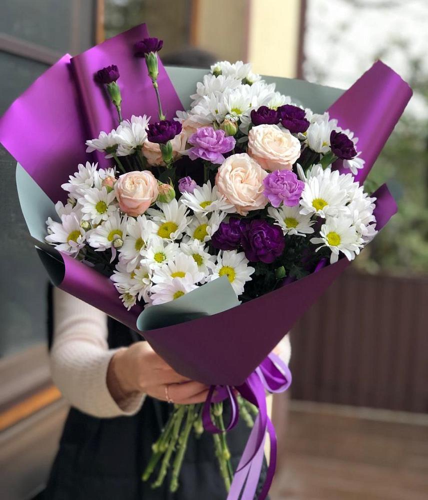Букет цветов из: Хризантемы, Гвоздики и Розы в Хлюпино