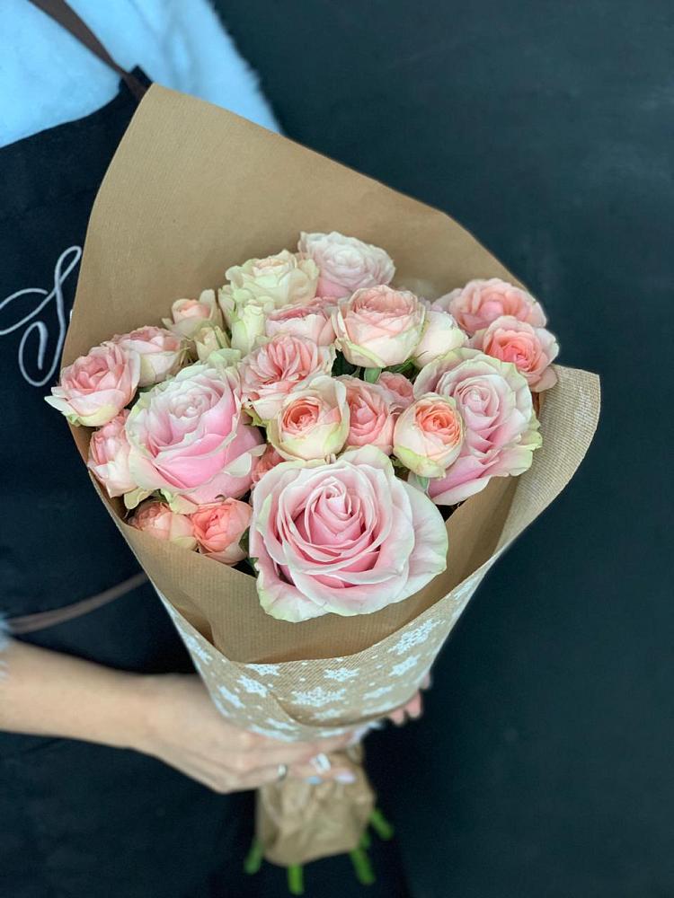 Букет цветов из: Хризантемы и Розы в Хлюпино